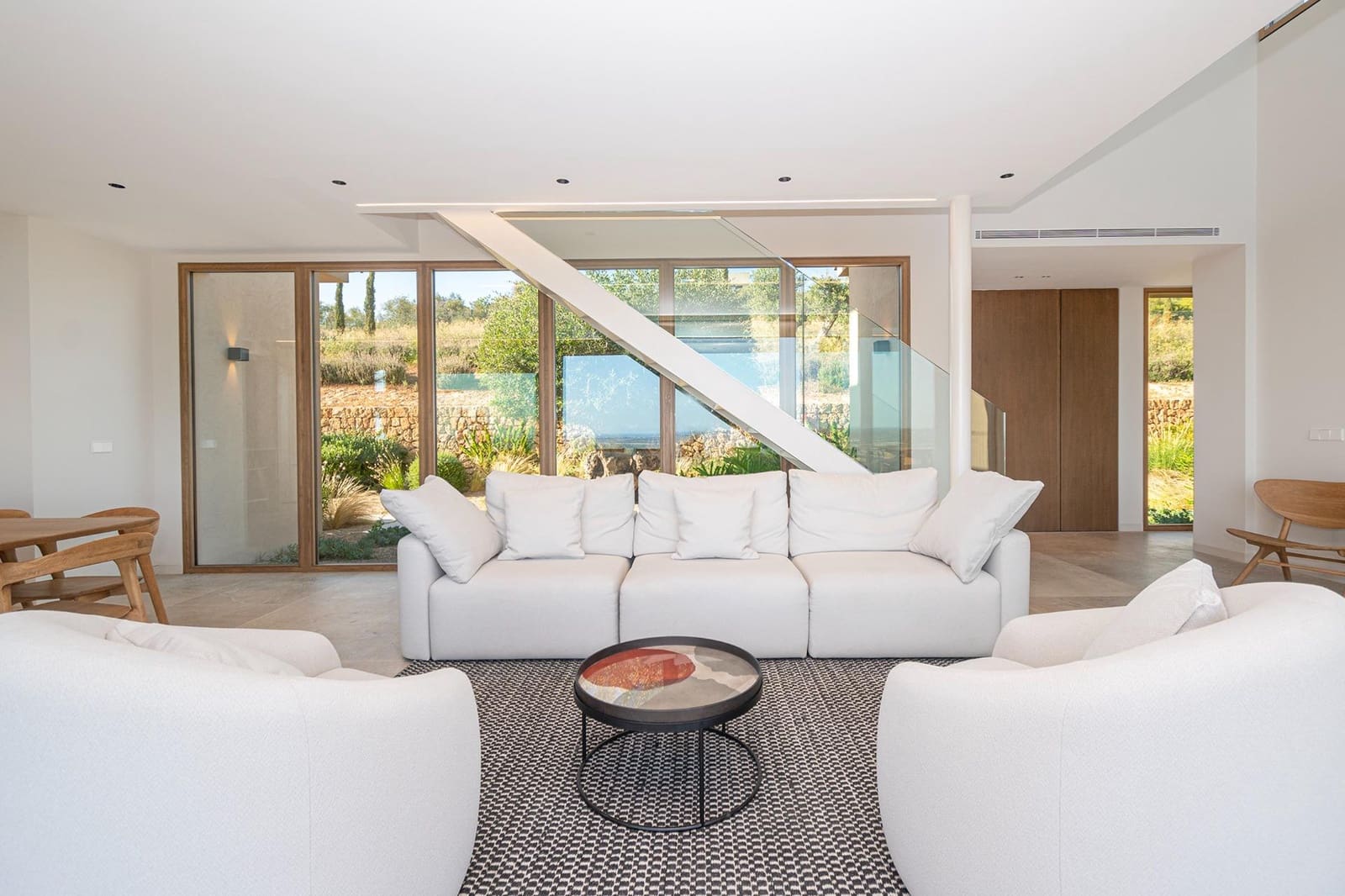 4 bedroom Villa for sale in Puntiro with pool - € 4,500,000 (Ref: 9898963)