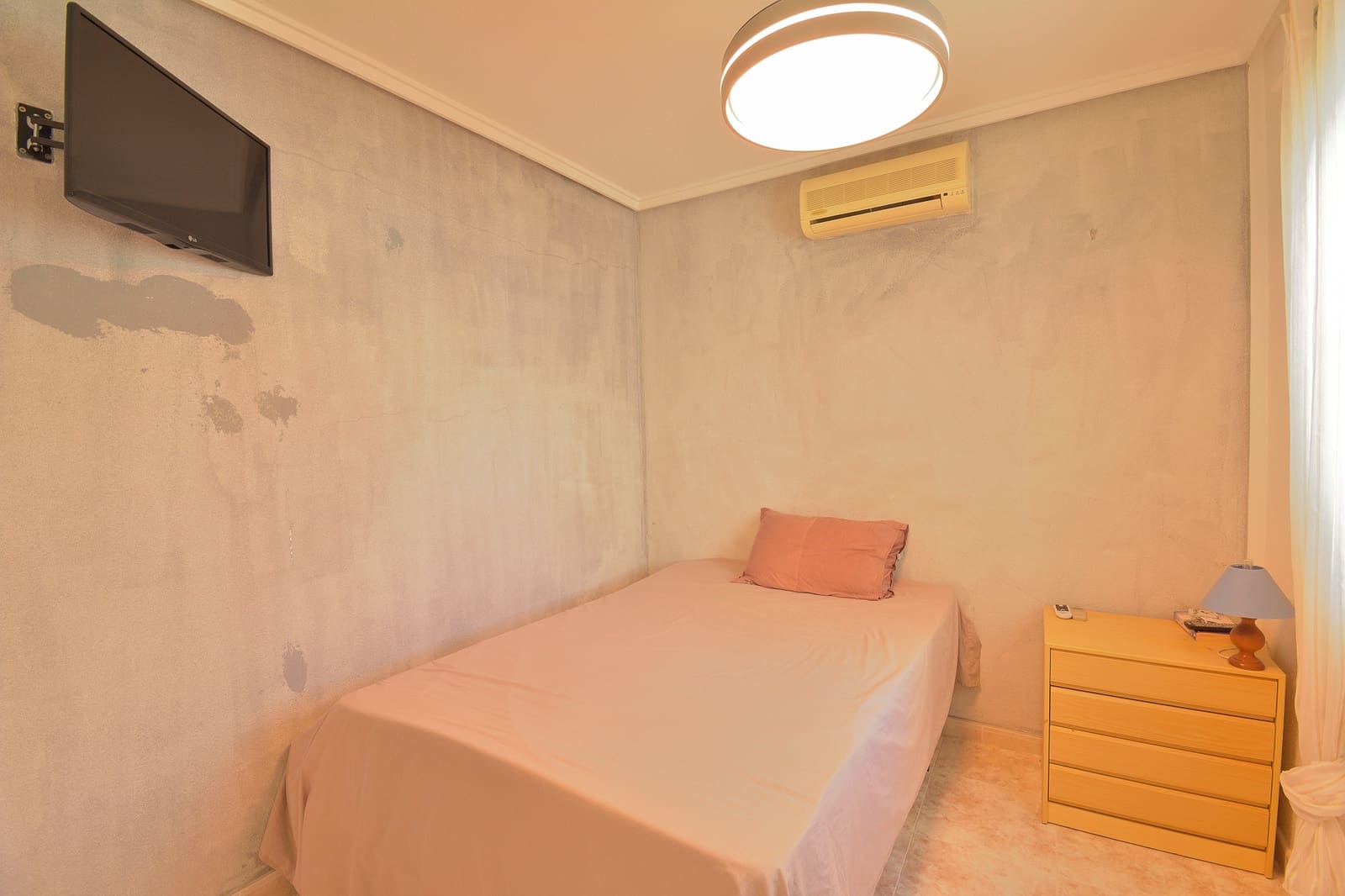2 soveværelse Semi-Rækkehus til salg i Ciudad Quesada med swimmingpool - € 190.000 (Ref: 10177369)