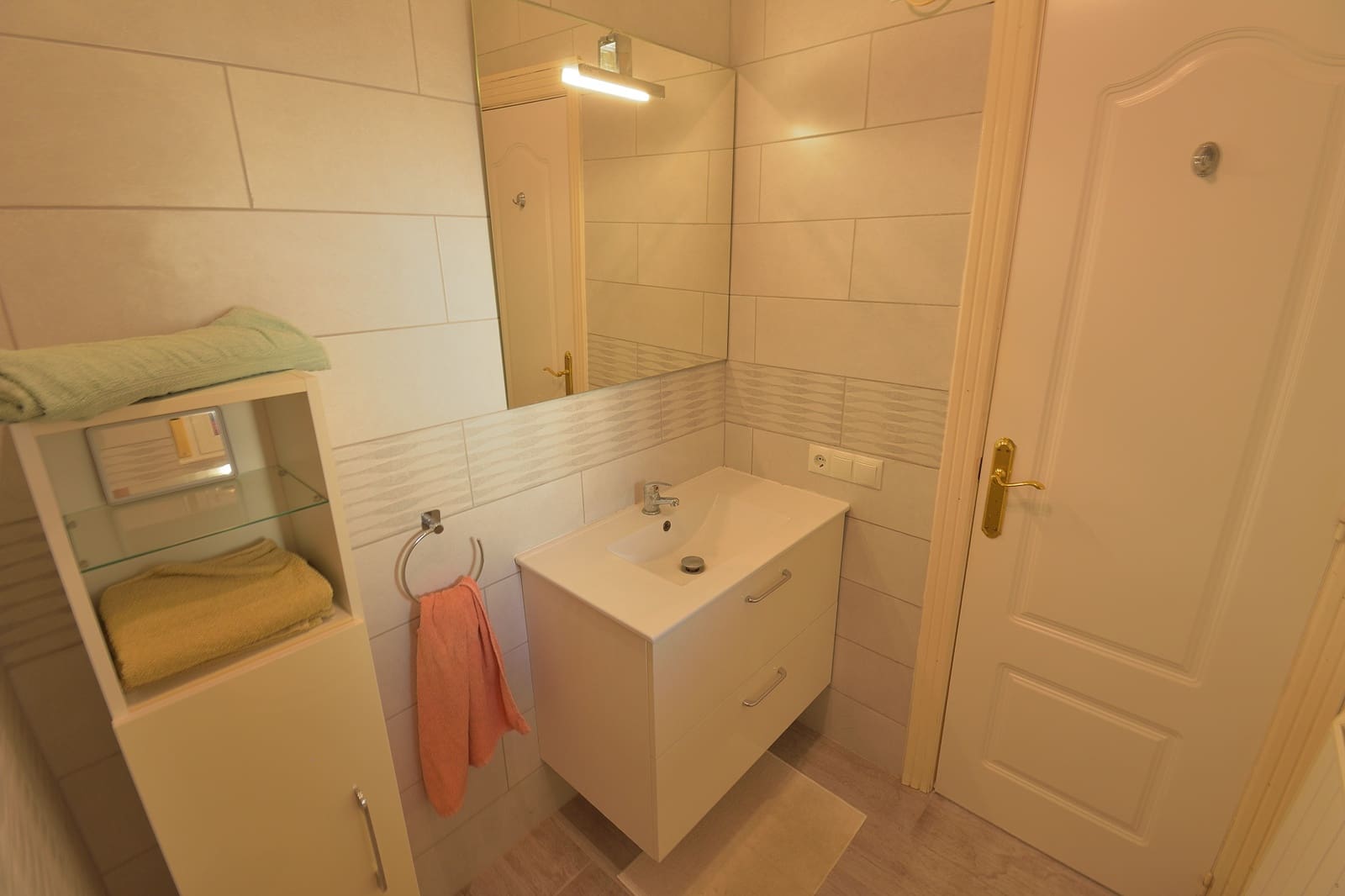 2 soveværelse Semi-Rækkehus til salg i Ciudad Quesada med swimmingpool - € 190.000 (Ref: 10177369)