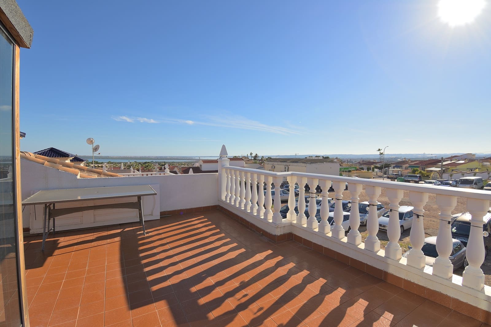 2 soveværelse Semi-Rækkehus til salg i Ciudad Quesada med swimmingpool - € 190.000 (Ref: 10177369)
