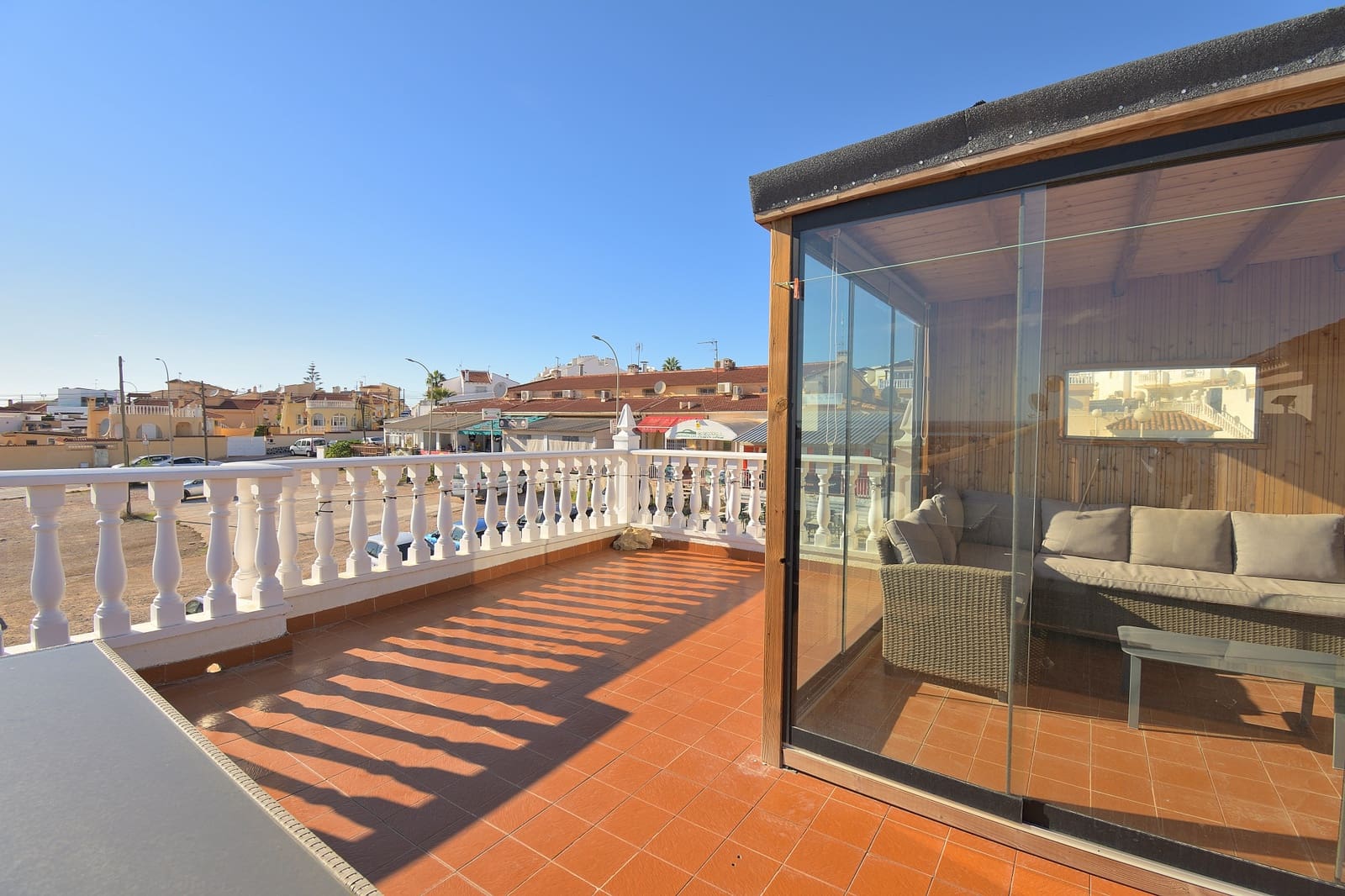 2 soveværelse Semi-Rækkehus til salg i Ciudad Quesada med swimmingpool - € 190.000 (Ref: 10177369)