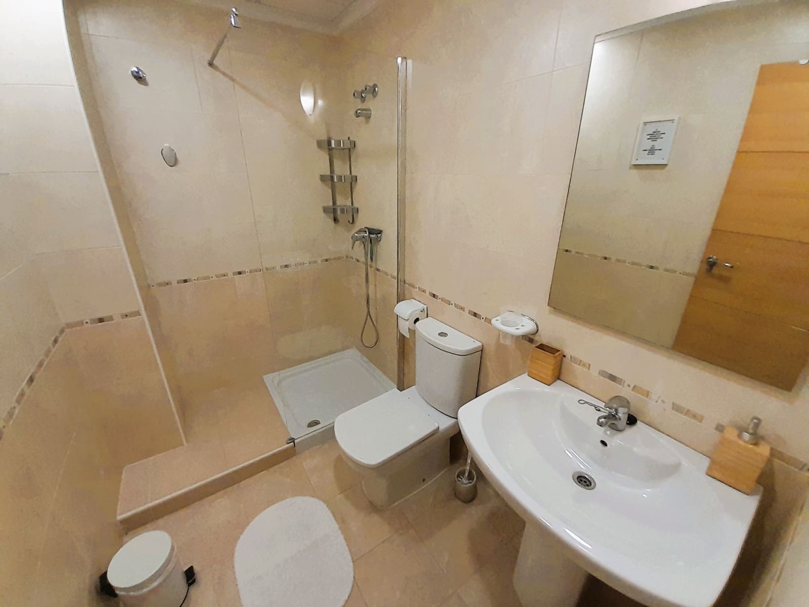 2 bedroom Semi-detached Villa for sale in Ciudad Quesada with pool - € 250,000 (Ref: 8956003)