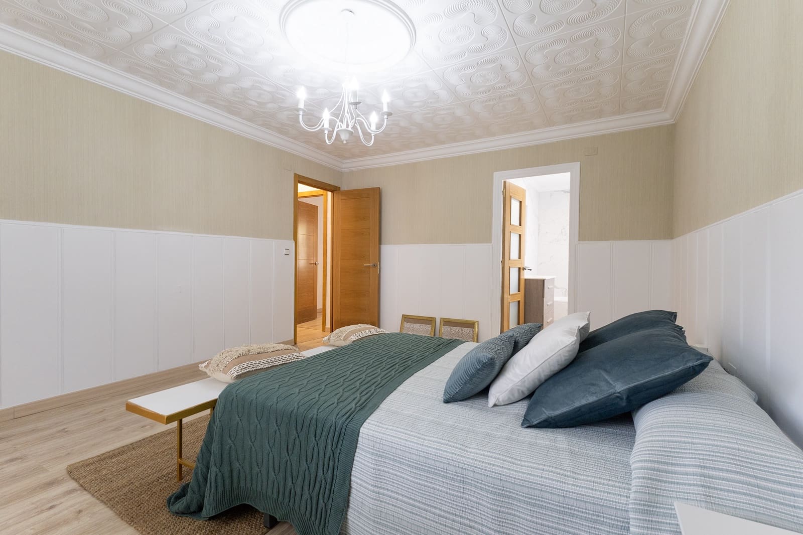 5 soveværelse Finca/Landehus til salg i Arneva med swimmingpool garage - € 370.000 (Ref: 9093293)