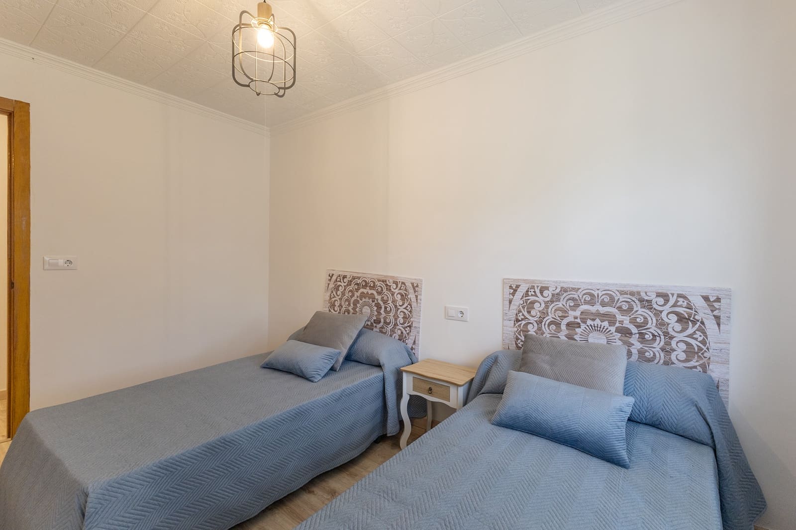 5 soveværelse Finca/Landehus til salg i Arneva med swimmingpool garage - € 370.000 (Ref: 9093293)