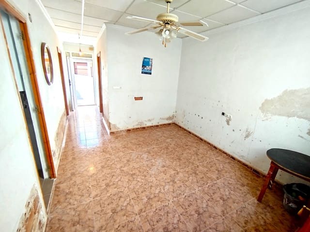 2 makuuhuone Omakotitalo myytävänä paikassa Rojales - 88 000 € (Ref: 9379886)