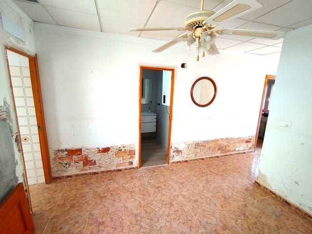 2 makuuhuone Omakotitalo myytävänä paikassa Rojales - 88 000 € (Ref: 9379886)