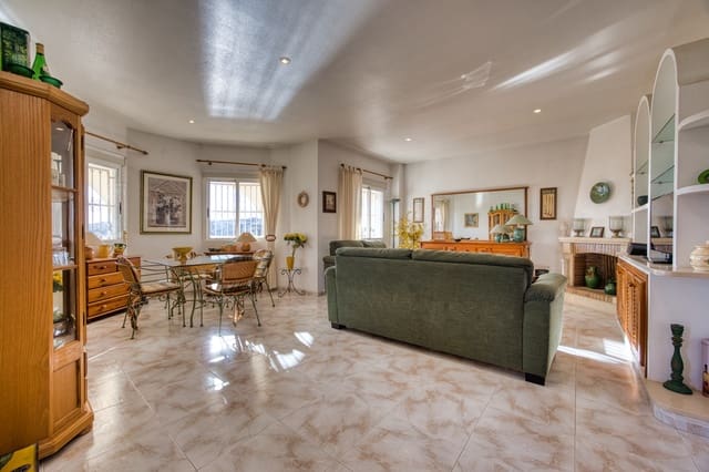 3 camera da letto Villa in vendita in Ciudad Quesada, Rojales con piscina garage - 449.000 € (Rif: 9521597)