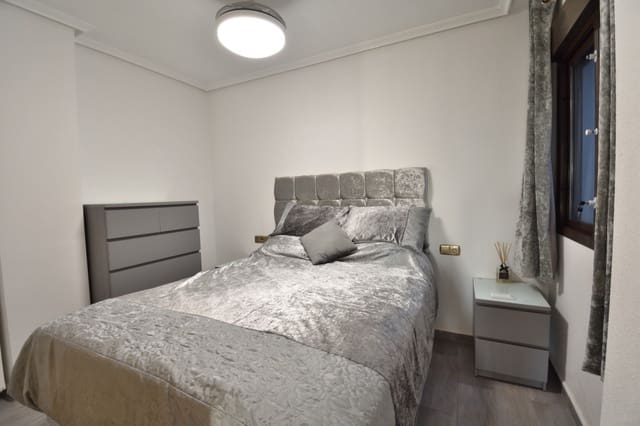 2 Zimmer Apartment zu verkaufen in Formentera del Segura mit Pool Garage - 134.000 € (Ref: 9691640)