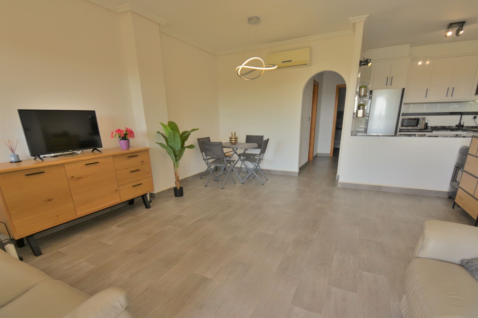 2 slaapkamer Appartement te koop in Formentera del Segura met zwembad - € 129.000 (Ref: 9691640)