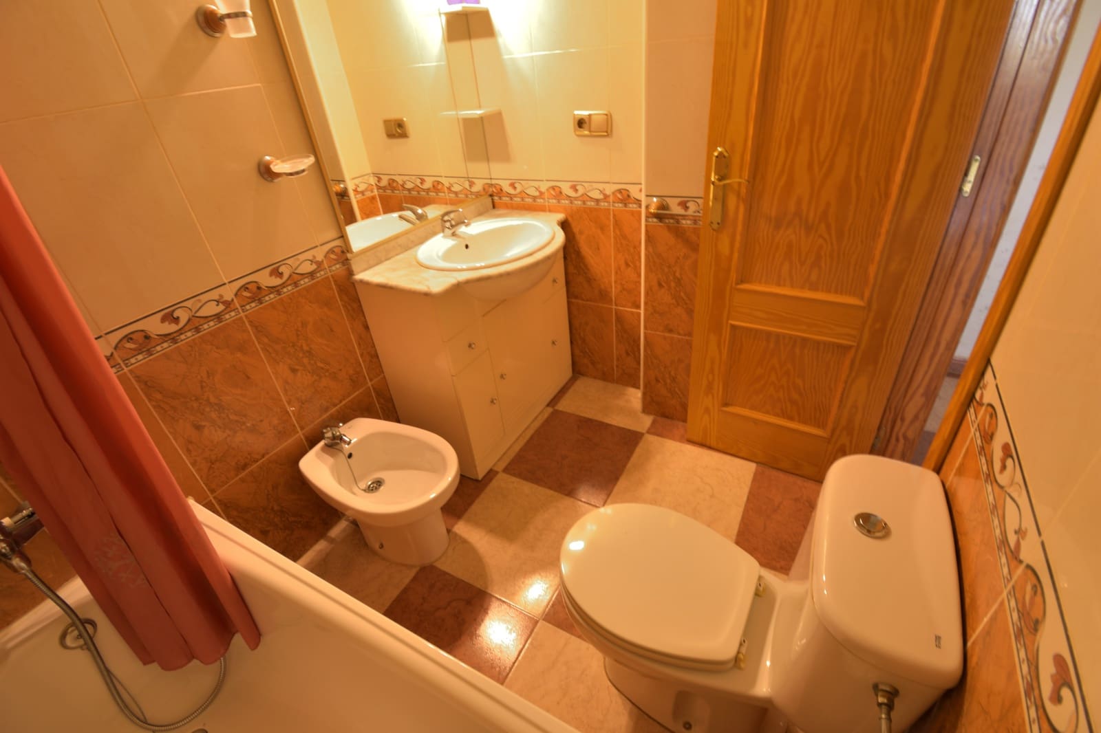 2 slaapkamer Appartement te koop in Formentera del Segura met zwembad - € 115.000 (Ref: 9873960)