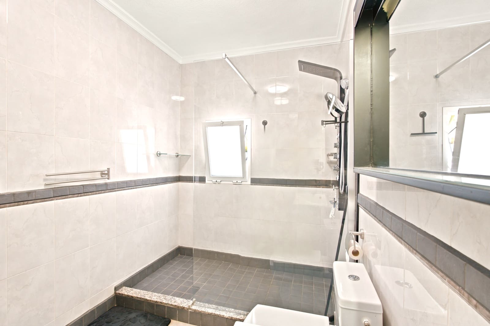 4 sovrum Villa till salu i La Marquesa med pool garage - 480 000 € (Ref: 9913691)