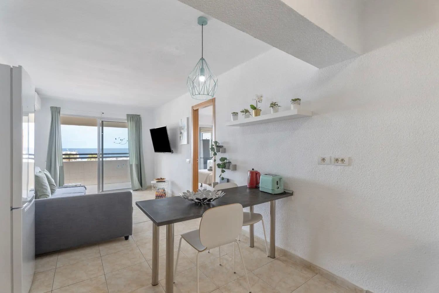 1 slaapkamer Appartement te koop in Costa Adeje met zwembad garage - € 289.000 (Ref: 10008141)