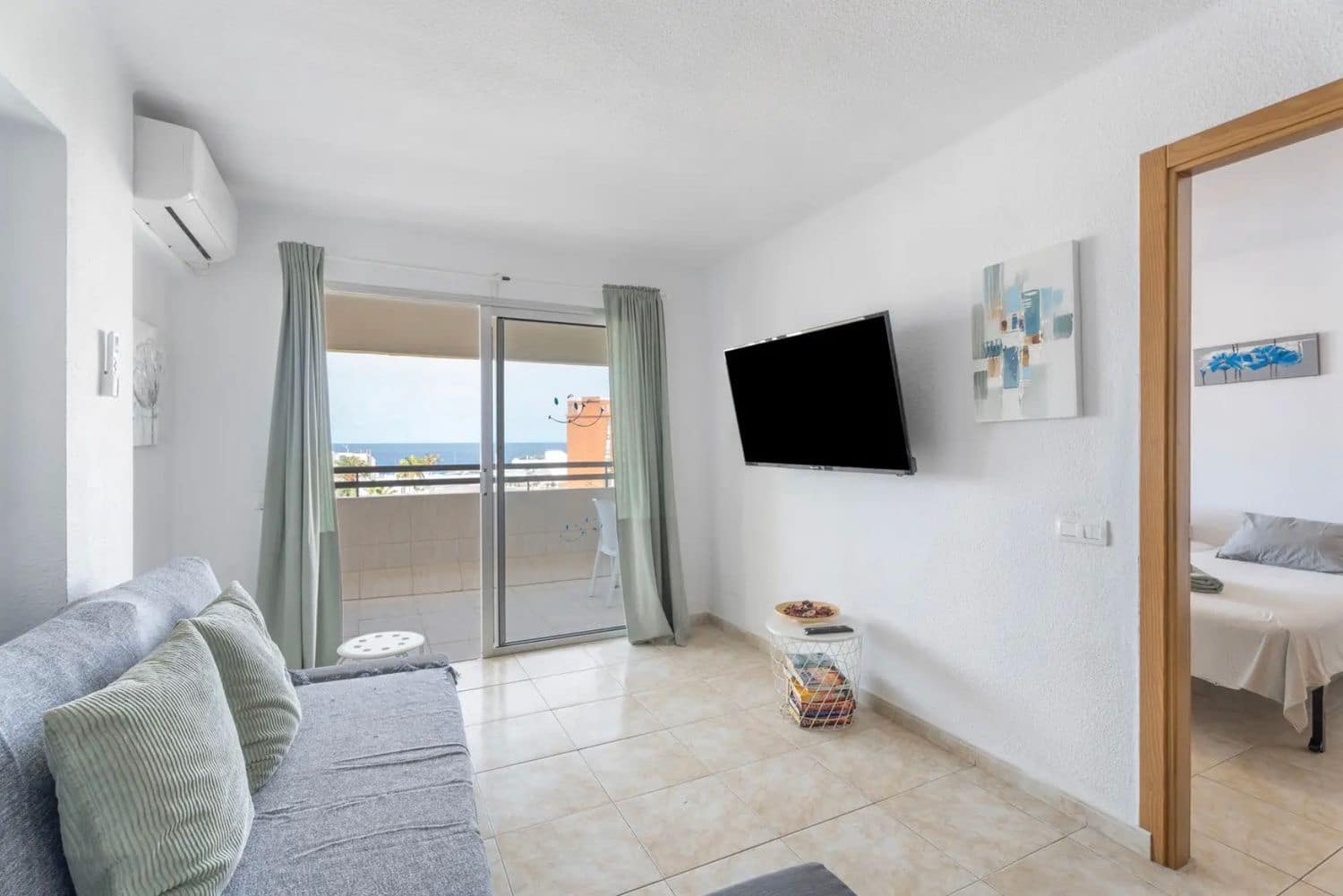 1 slaapkamer Appartement te koop in Costa Adeje met zwembad garage - € 289.000 (Ref: 10008141)