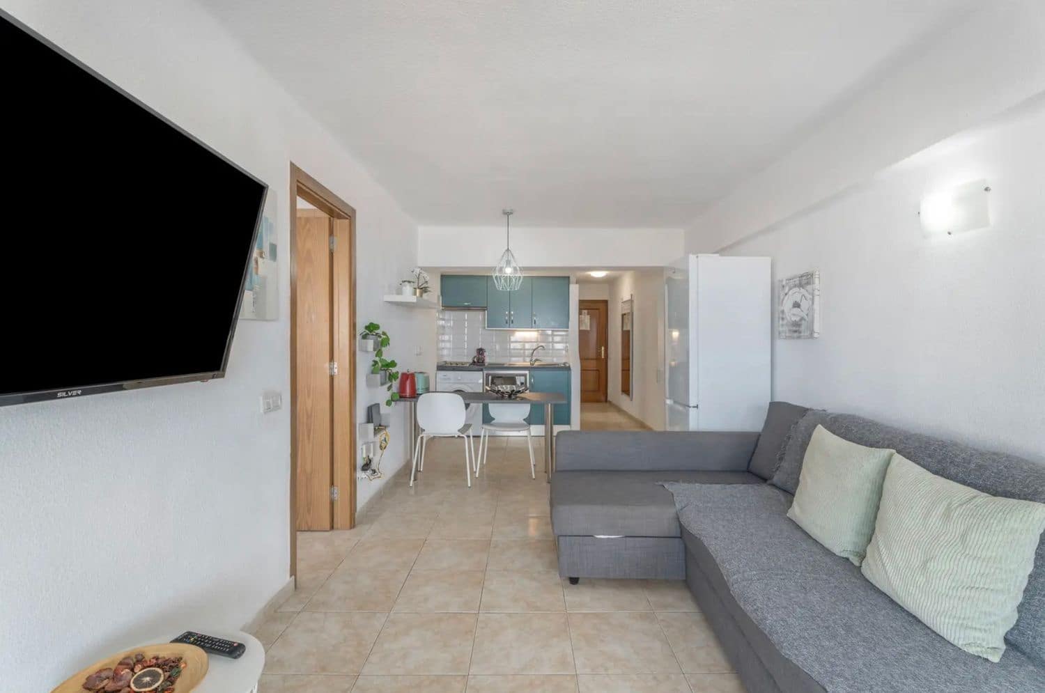 1 slaapkamer Appartement te koop in Costa Adeje met zwembad garage - € 289.000 (Ref: 10008141)