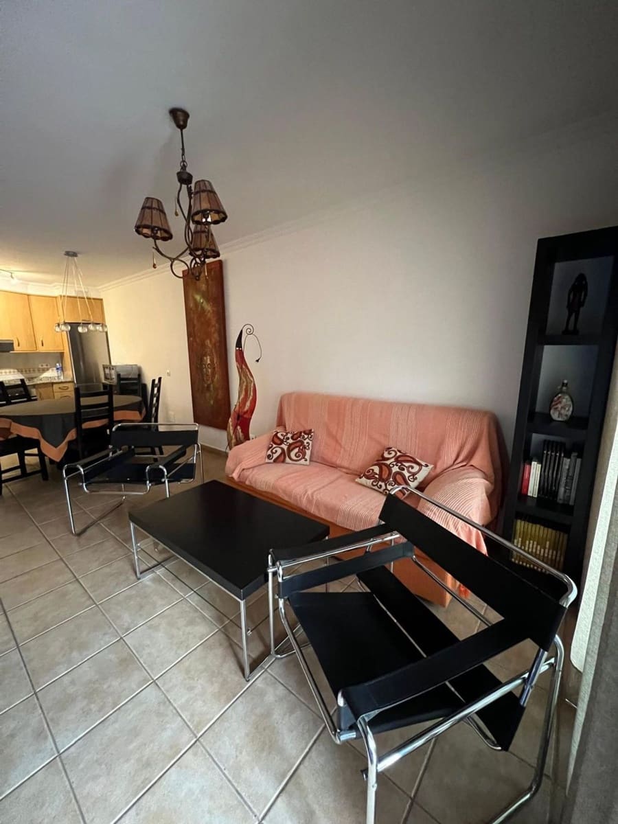 1 quarto Apartamento para arrendar em Santa Cruz de Tenerife com piscina garagem - 1 500 € (Ref: 10020075)