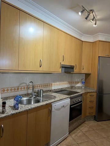 1 soverom Leilighet til leie i Santa Cruz de Tenerife med svømmebasseng garasje - € 1 500 (Ref: 10020075)