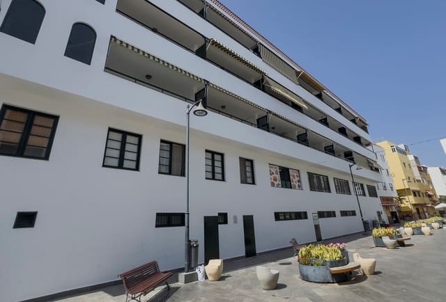 2 chambre Appartement à vendre à Los Cristianos, Arona avec garage - 390 000 € (Ref: 10030019)