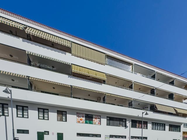 2 slaapkamer Appartement te koop in Los Cristianos, Arona met garage - € 390.000 (Ref: 10030019)