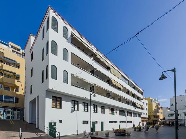 2 slaapkamer Appartement te koop in Los Cristianos, Arona met garage - € 390.000 (Ref: 10030019)