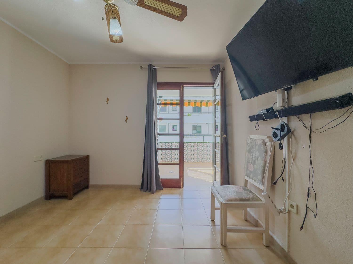 2 slaapkamer Appartement te koop in Los Cristianos met garage - € 390.000 (Ref: 10030019)