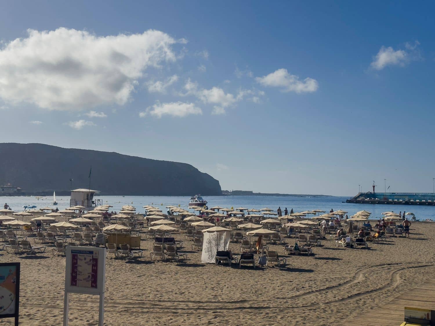 2 slaapkamer Appartement te koop in Los Cristianos met garage - € 390.000 (Ref: 10030019)