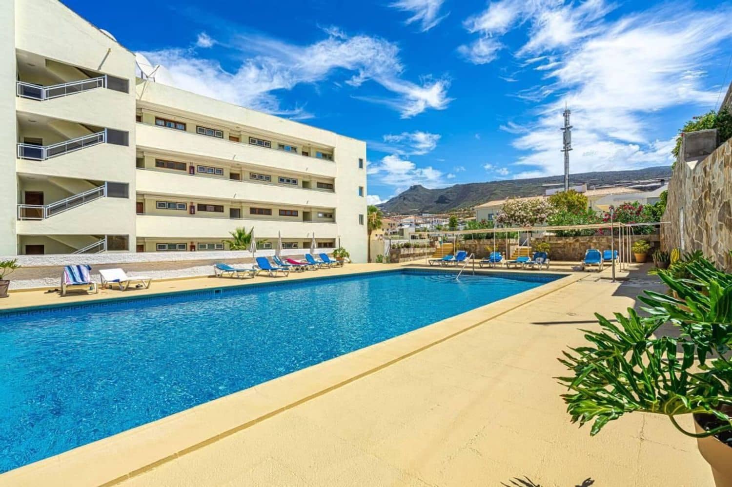 1 chambre Appartement à vendre à Alcala avec piscine garage - 248 000 € (Ref: 10034891)