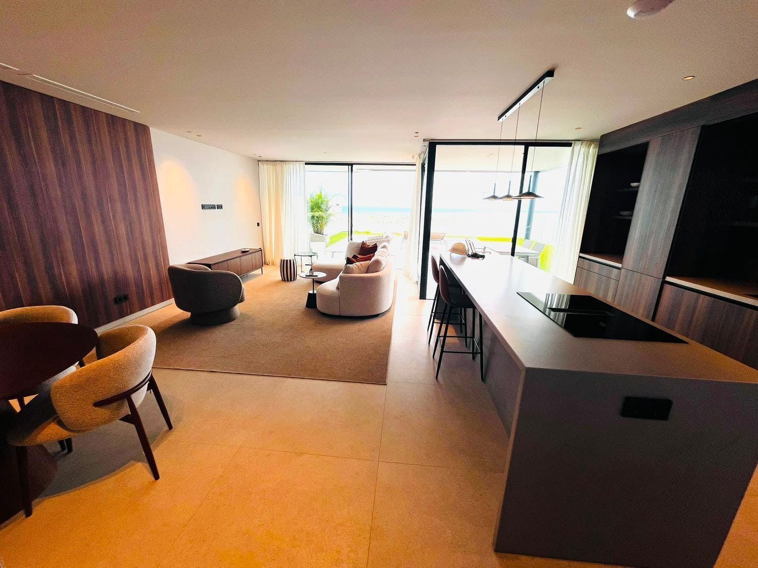 Apartamento de 2 habitaciones en Santa Cruz de Tenerife en venta con piscina garaje - 985.000 € (Ref: 10040278)