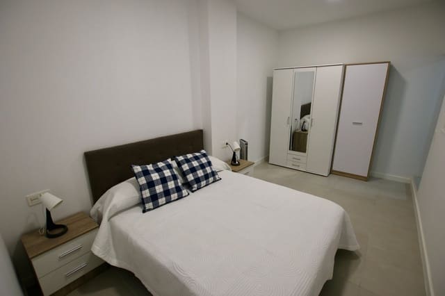 1 sypialnia Apartament do wynajęcia w San Eugenio Alto, Adeje z garażem - 1 150 € (Ref: 10044461)