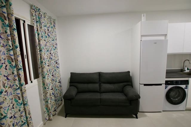 1 sypialnia Apartament do wynajęcia w San Eugenio Alto, Adeje z garażem - 1 150 € (Ref: 10044461)