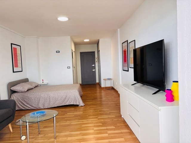 Appartement à louer à Bajamar, San Cristóbal de La Laguna avec piscine garage - 795 € (Ref: 10046609)