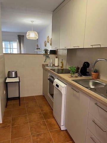 2 sypialnia Apartament do wynajęcia w Callao Salvaje, Adeje z basenem garażem - 1 500 € (Ref: 10049932)