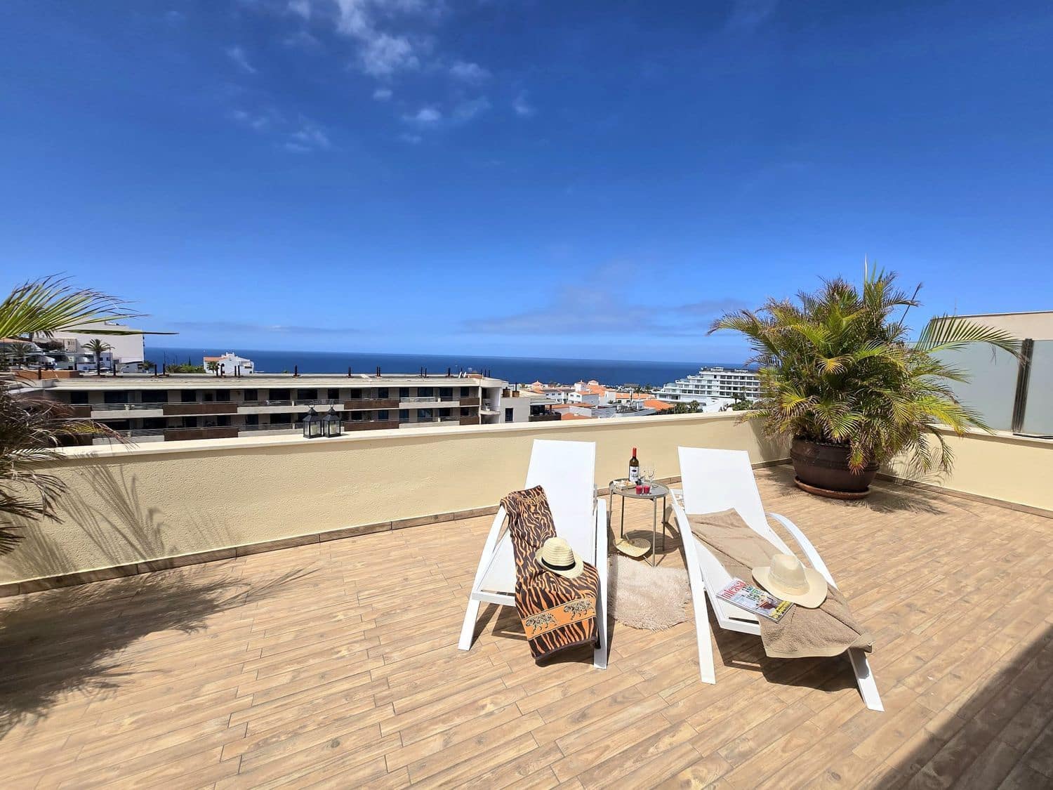 2 makuuhuone Huoneisto myytävänä paikassa Puerto Santiago mukana uima-altaan 
autotalli - 670 000 € (Ref: 10153305)