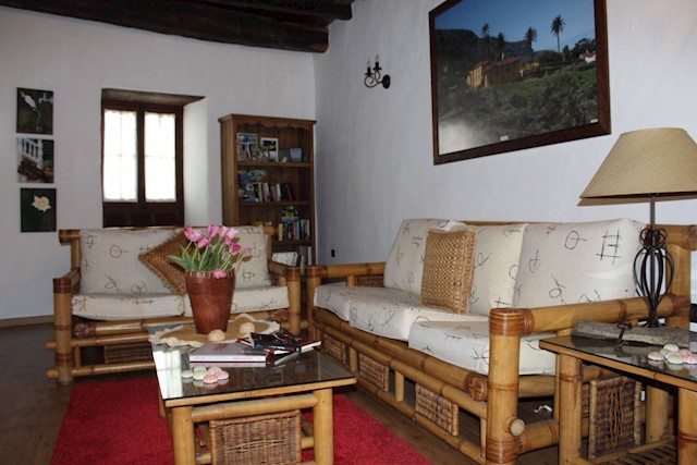 Erhverv til salg i Los Realejos - € 2.200.000 (Ref: 4006539)