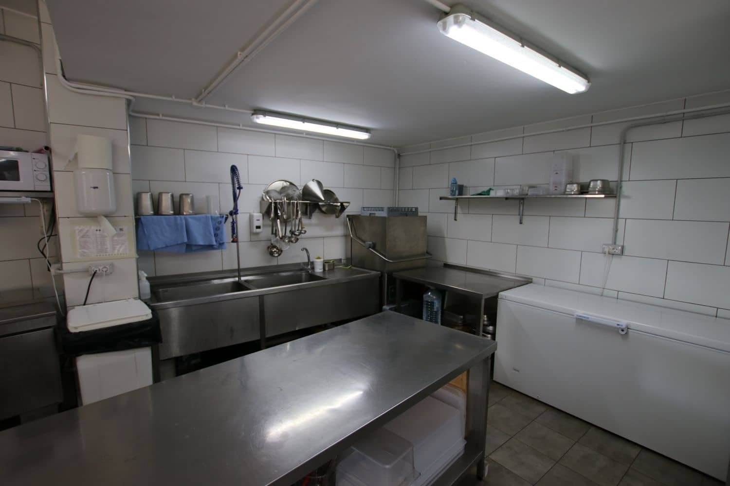 Erhverv til leje i Los Cristianos - € 4.407 (Ref: 6484762)