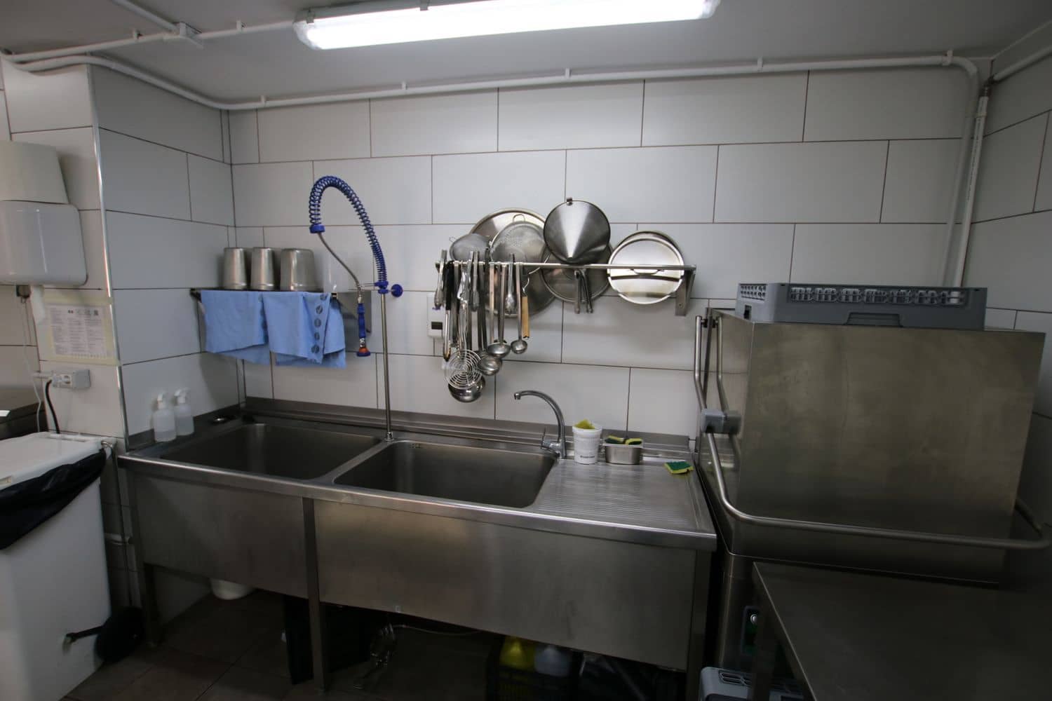 Erhverv til leje i Los Cristianos - € 4.407 (Ref: 6484762)