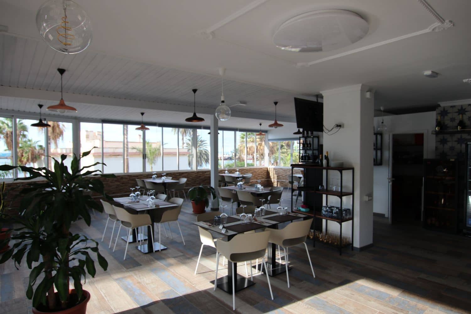 Erhverv til leje i Los Cristianos - € 4.407 (Ref: 6484762)