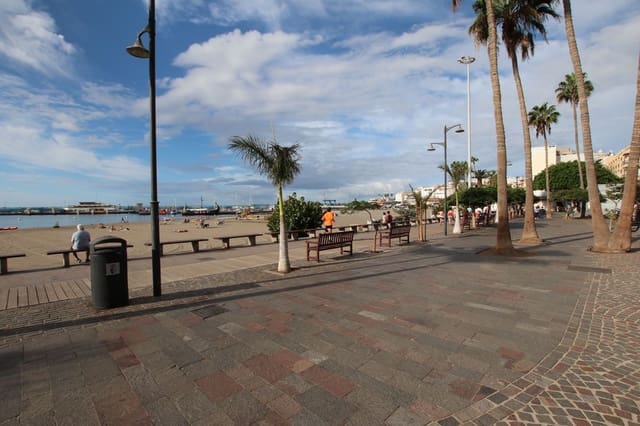 Gewerbe zu vermieten in Los Cristianos, Arona - 4.407 € (Ref: 6484762)