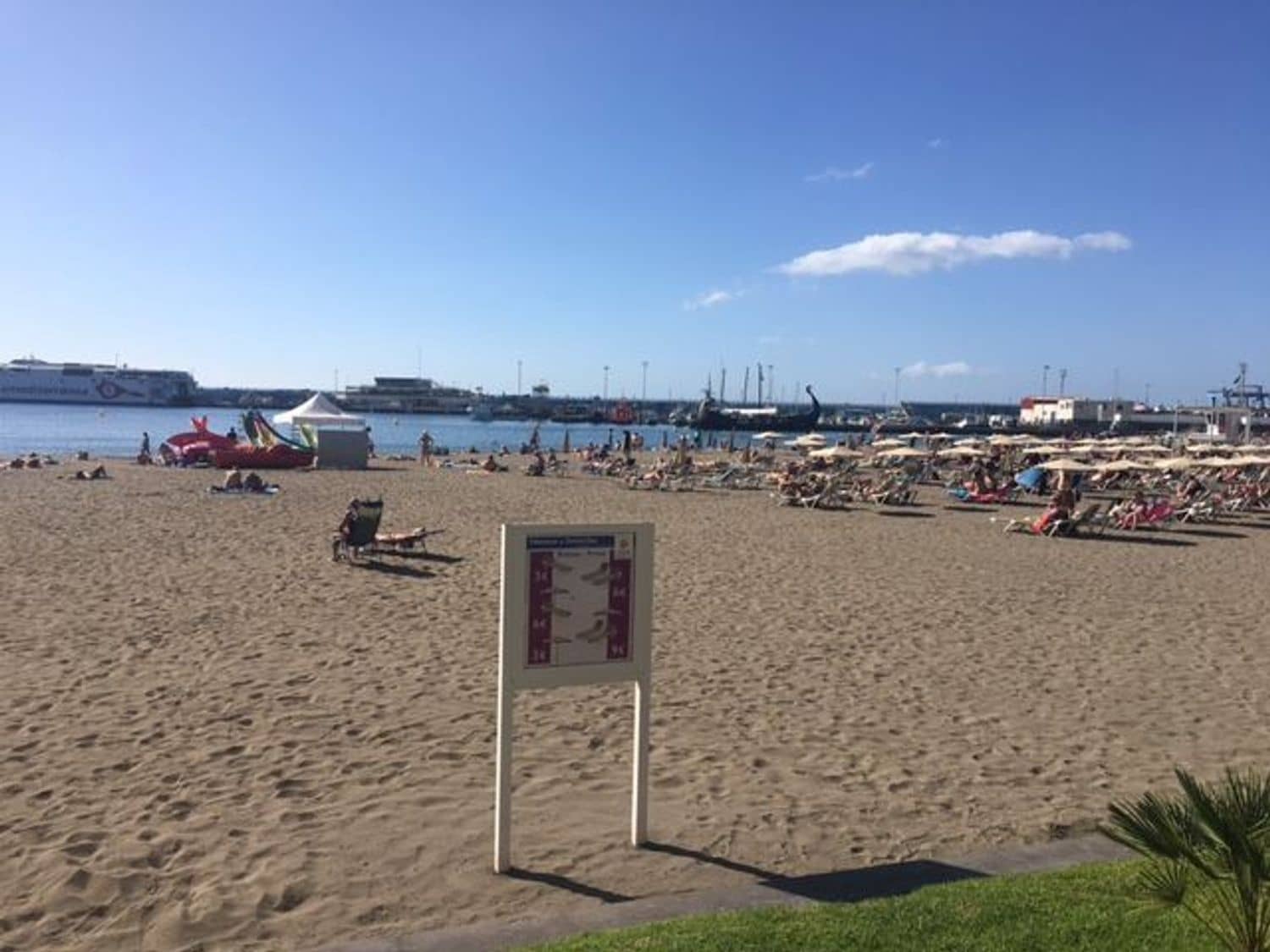 Erhverv til leje i Los Cristianos - € 4.407 (Ref: 6484762)