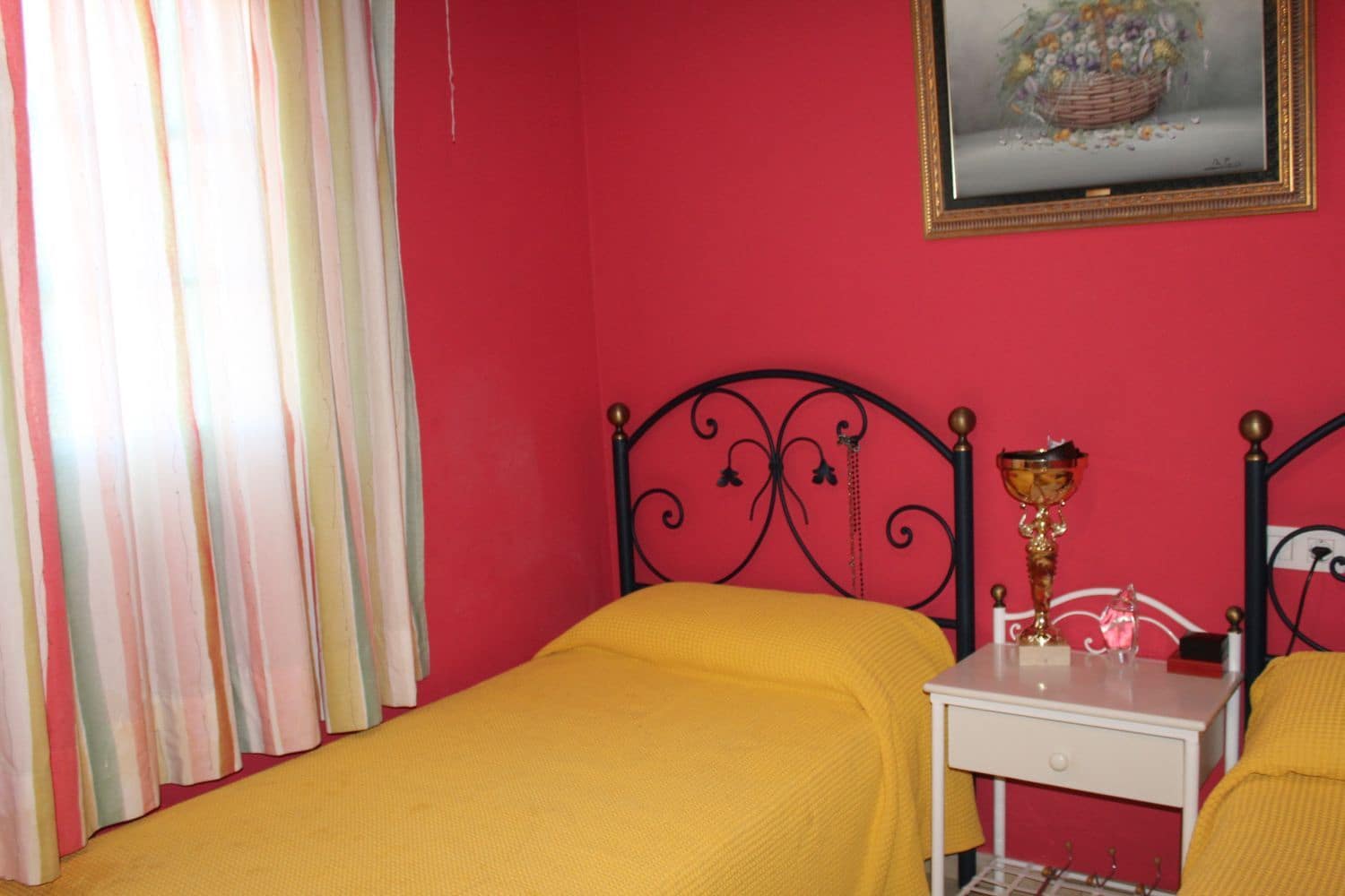 3 soveværelse Byhus til salg i Playa Paraiso med swimmingpool garage - € 850.000 (Ref: 6977674)