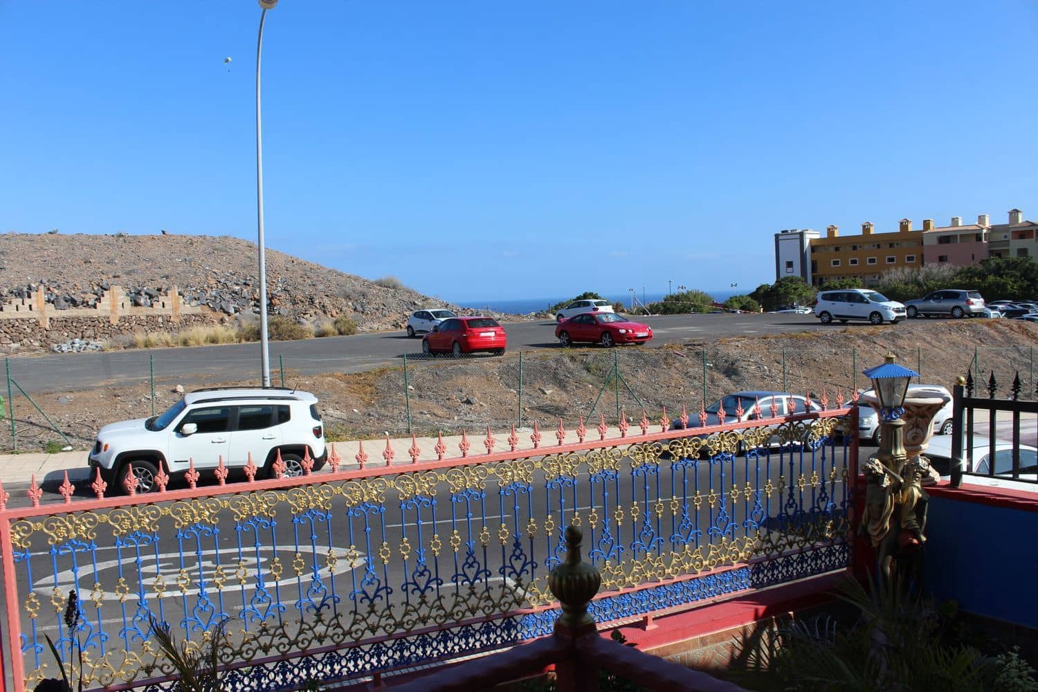 3 soveværelse Byhus til salg i Playa Paraiso med swimmingpool garage - € 850.000 (Ref: 6977674)