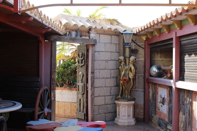 3 slaapkamer Huis te koop in Playa Paraiso, Adeje met zwembad garage - € 850.000 (Ref: 6977674)