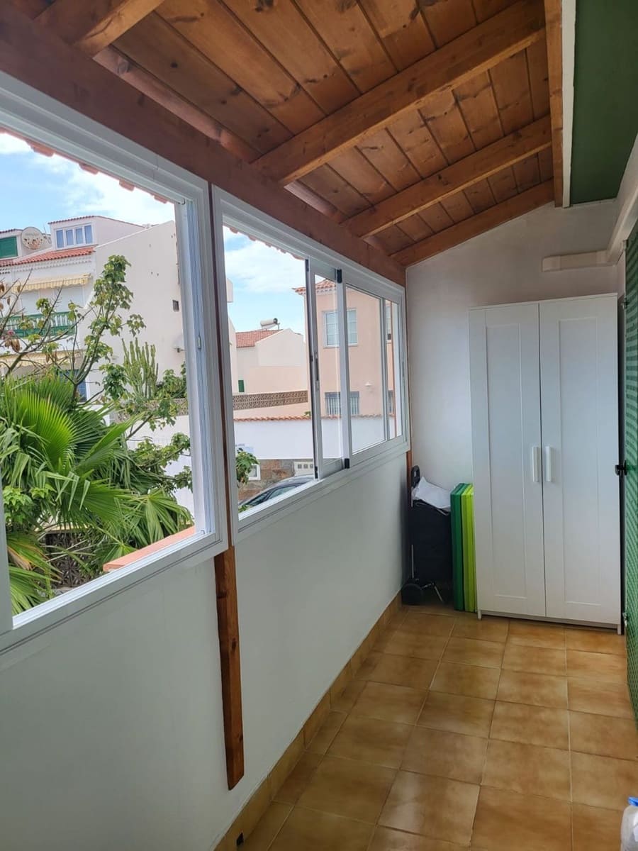 2 soveværelse Byhus til salg i Puerto Santiago med swimmingpool garage - € 380.000 (Ref: 6983335)
