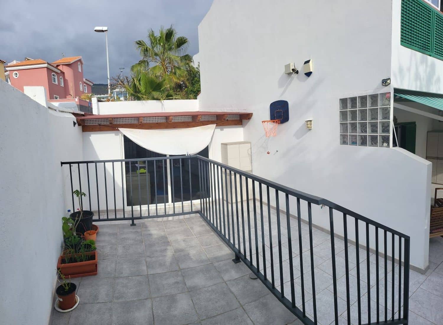 2 soveværelse Byhus til salg i Puerto Santiago med swimmingpool garage - € 380.000 (Ref: 6983335)