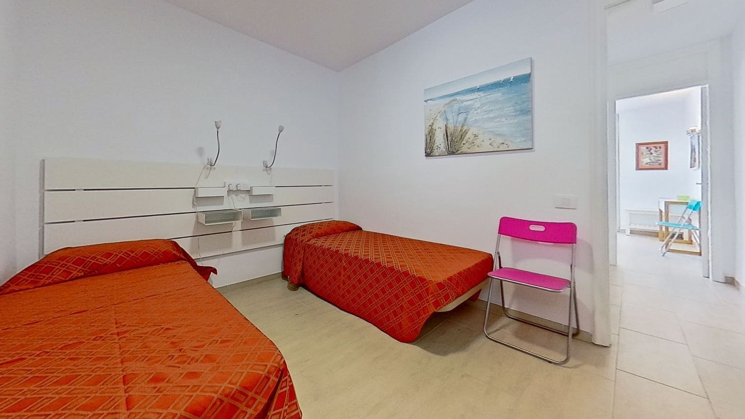 2 soverom Leilighet til salgs i Playa de las Americas med svømmebasseng garasje - € 650 000 (Ref: 7282715)