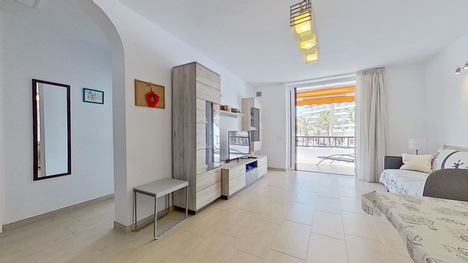 2 soverom Leilighet til salgs i Playa de las Americas med svømmebasseng garasje - € 650 000 (Ref: 7282715)