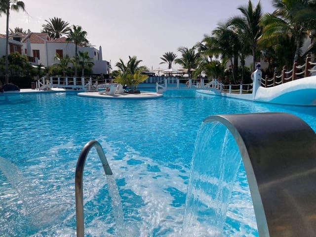 2 sovrum Lägenhet till salu i Playa de las Americas, Arona med pool garage - 690 000 € (Ref: 7346513)