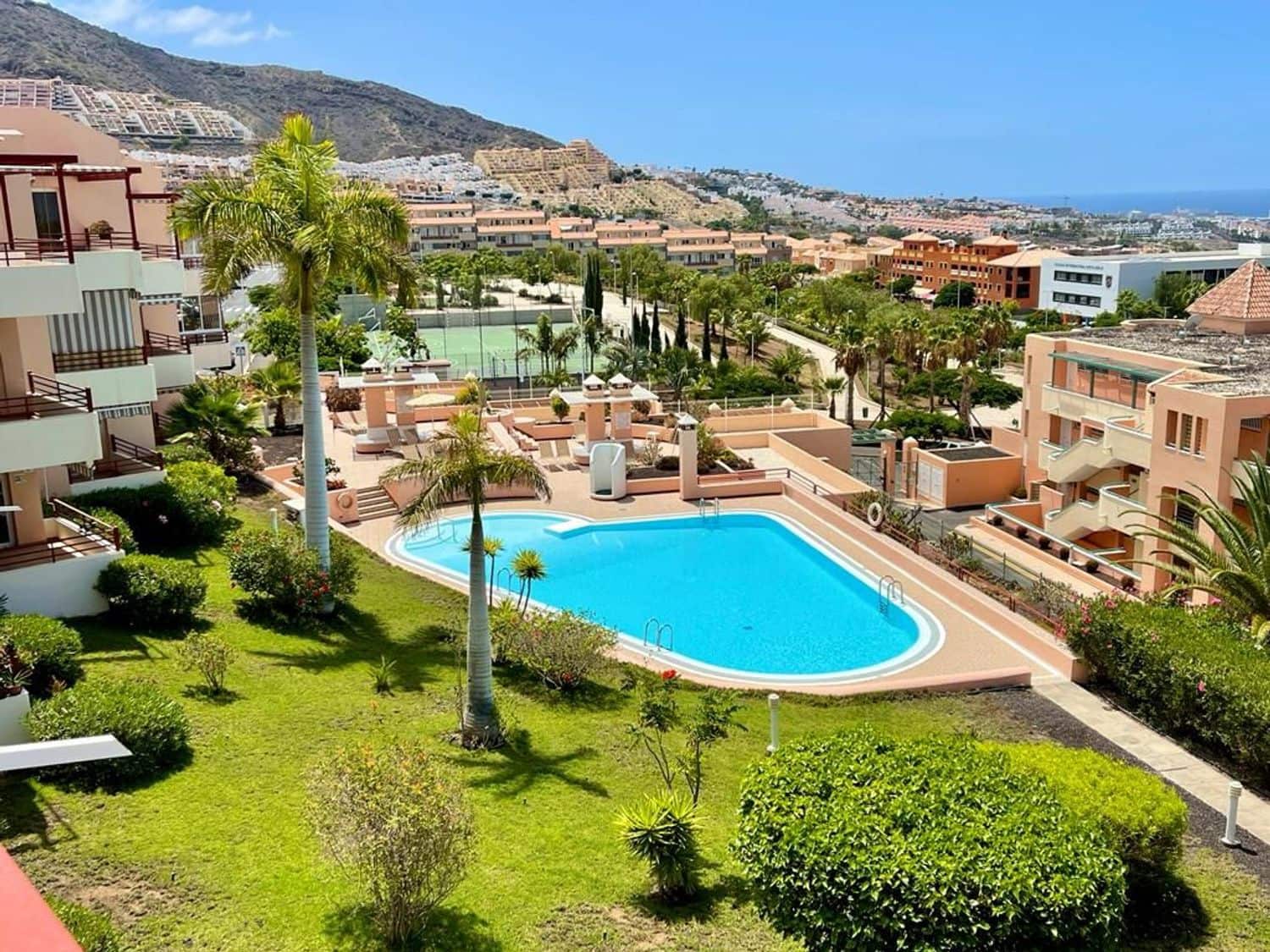 2 soveværelse Lejlighed til salg i Costa Adeje med swimmingpool garage - € 370.000 (Ref: 7483465)