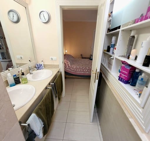 3 quarto Casa em Banda para venda em Casco Urbano, Adeje com piscina garagem - 684 800 € (Ref: 7570891)