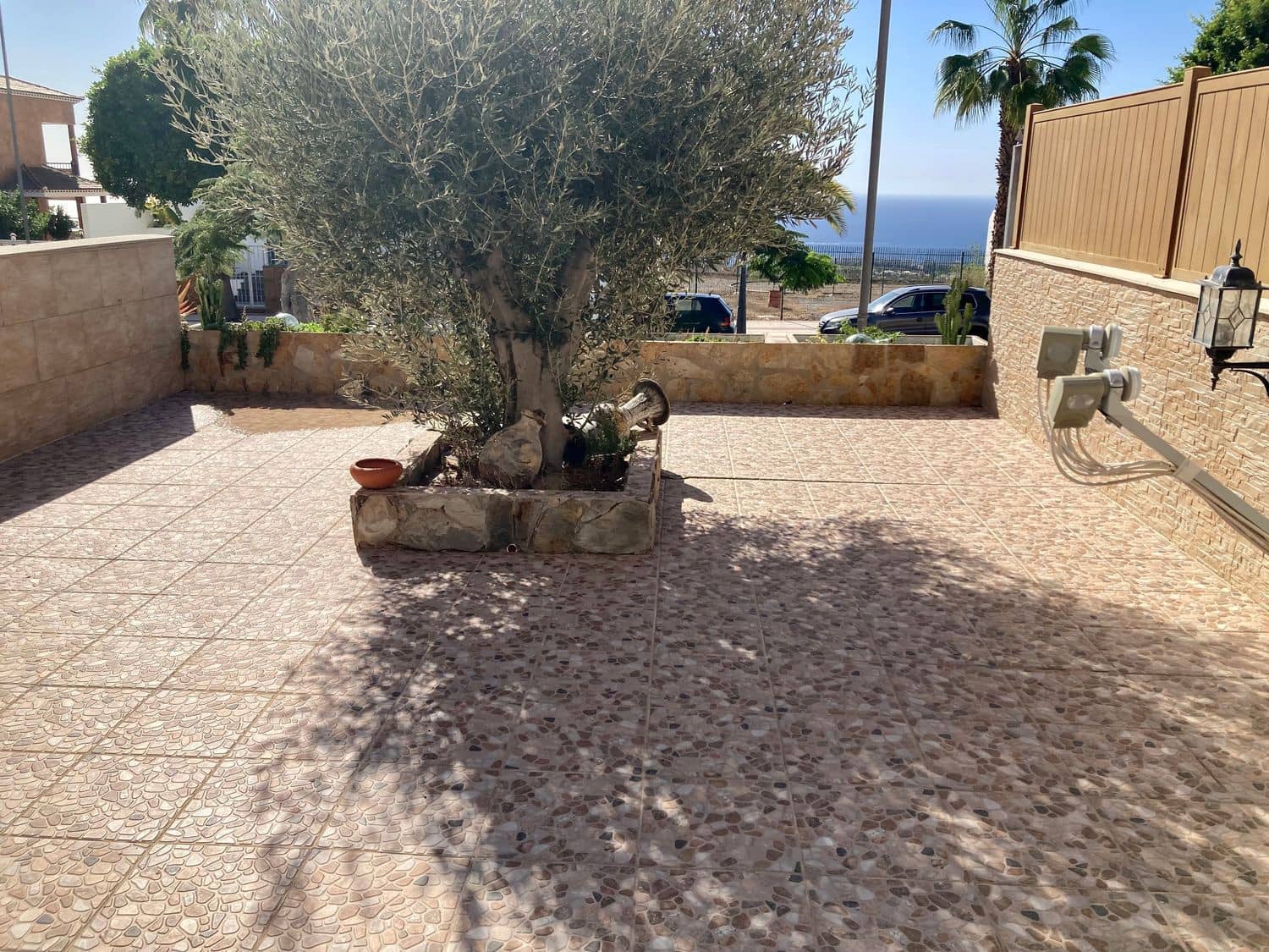 3 soveværelse Byhus til salg i Adeje med swimmingpool garage - € 684.800 (Ref: 7570891)