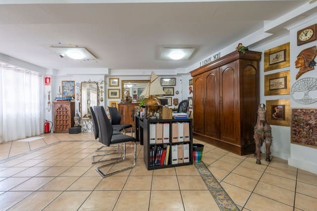 1 soverom Leilighet til salgs i Playa Paraiso, Adeje med svømmebasseng garasje - € 235 000 (Ref: 7750198)